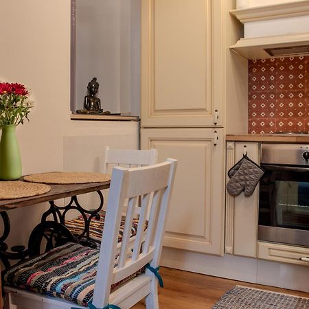 Old Town Apartment Craiova Eksteriør billede