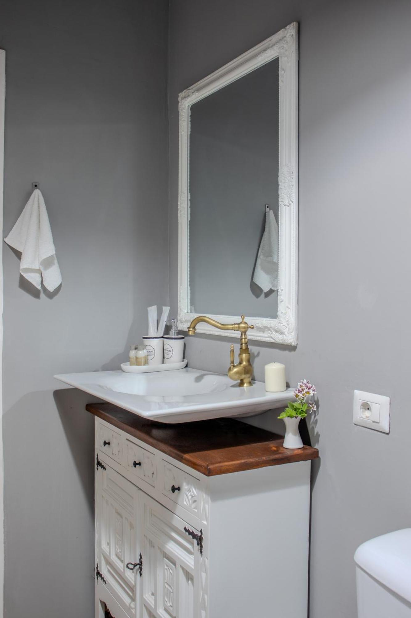 Old Town Apartment Craiova Eksteriør billede